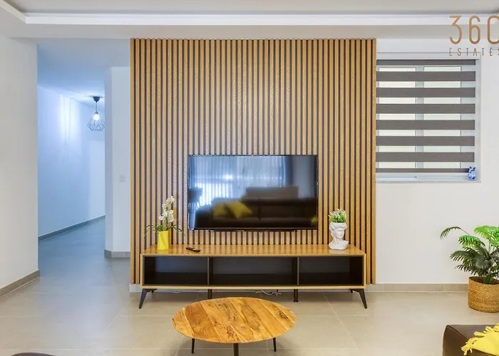 Designer 3Br Home In Charming Marsascala By 360 Estates